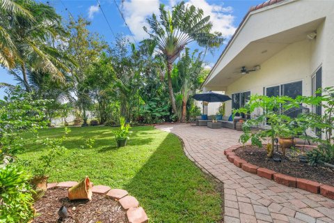 Villa ou maison à vendre à Pembroke Pines, Floride: 3 chambres, 169.45 m2 № 1418745 - photo 24