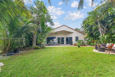 Villa ou maison à vendre à Pembroke Pines, Floride: 3 chambres, 169.45 m2 № 1418745 - photo 25