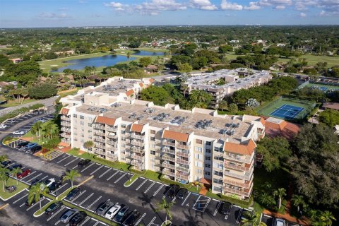 Condominio en venta en Miami, Florida, 1 dormitorio, 78.04 m2 № 1418781 - foto 16