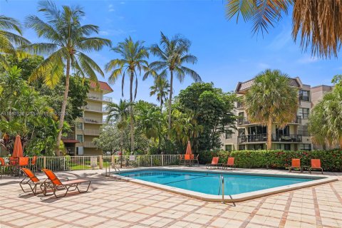 Condominio en venta en Miami, Florida, 1 dormitorio, 78.04 m2 № 1418781 - foto 11