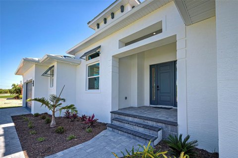 Villa ou maison à vendre à Port Charlotte, Floride: 4 chambres, 195.47 m2 № 1123756 - photo 11