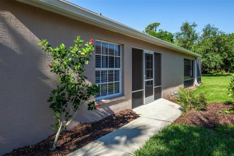 Villa ou maison à vendre à North Port, Floride: 3 chambres, 138.24 m2 № 1403555 - photo 2