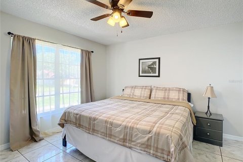 House in Deltona, Florida 3 bedrooms, 132.94 sq.m. № 1108709 - photo 27