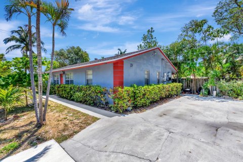 House in Delray Beach, Florida 4 bedrooms, 132.85 sq.m. № 1142519 - photo 22