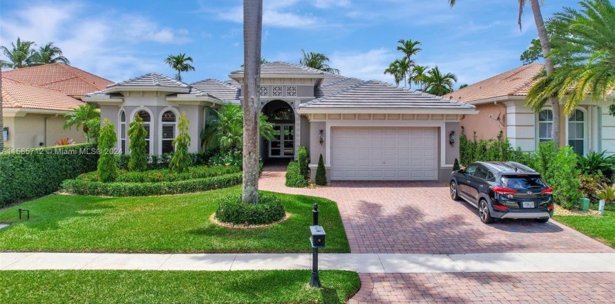 Casa en Palm Beach Gardens, Florida 4 dormitorios, 348.01 m2 № 1171841