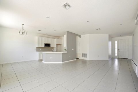 Villa ou maison à vendre à Kissimmee, Floride: 3 chambres, 142.05 m2 № 1320364 - photo 7