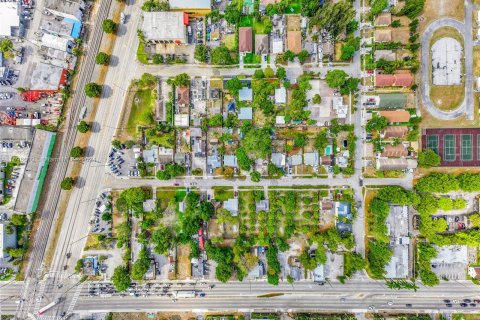 Купить коммерческую недвижимость в Помпано-Бич, Флорида № 1207168 - фото 8