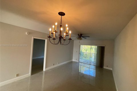 Condo in West Palm Beach, Florida, 1 bedroom  № 1170736 - photo 9