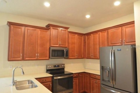 Townhouse in Kissimmee, Florida 3 bedrooms, 166.95 sq.m. № 1392079 - photo 3