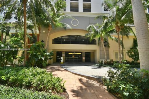 Condominio en venta en Coral Gables, Florida, 3 dormitorios, 123.47 m2 № 1412412 - foto 3