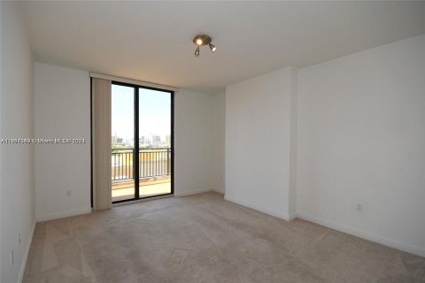 Condominio en venta en Coral Gables, Florida, 3 dormitorios, 123.47 m2 № 1412412 - foto 14