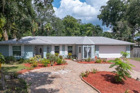 Villa ou maison à vendre à Longwood, Floride: 4 chambres, 248.98 m2 № 1342016 - photo 1