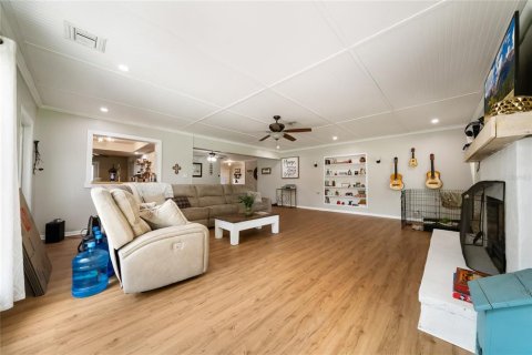 Villa ou maison à vendre à Longwood, Floride: 4 chambres, 248.98 m2 № 1342016 - photo 7