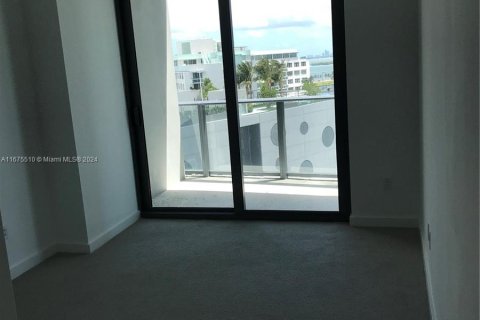 Condominio en venta en Miami, Florida, 3 dormitorios, 107.02 m2 № 1429603 - foto 14