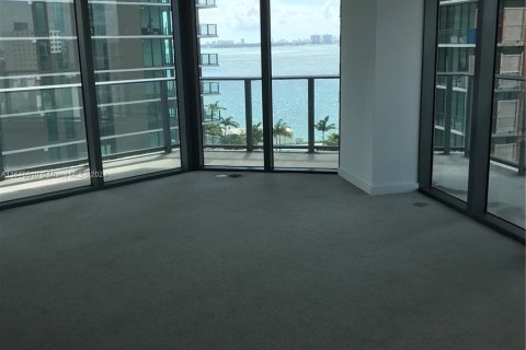 Condominio en venta en Miami, Florida, 3 dormitorios, 107.02 m2 № 1429603 - foto 4