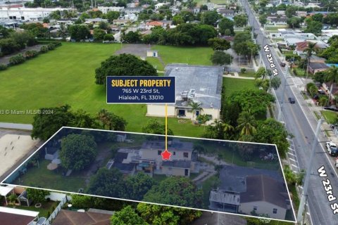 Land in Hialeah, Florida № 1348725 - photo 1