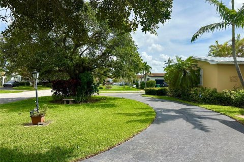 Villa ou maison à louer à Palmetto Bay, Floride: 3 chambres, 163.88 m2 № 1348770 - photo 23