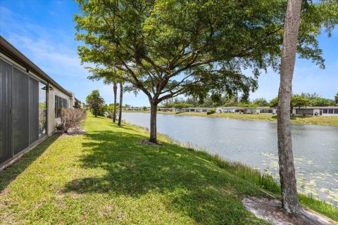 Villa ou maison à vendre à West Palm Beach, Floride: 2 chambres, 120.96 m2 № 1227044 - photo 6