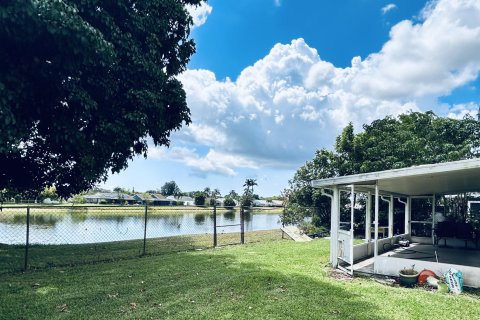 Casa en venta en Lake Worth, Florida, 3 dormitorios, 140.47 m2 № 1222783 - foto 10