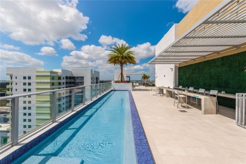 Condominio en venta en Miami, Florida, 3 dormitorios, 136.57 m2 № 990243 - foto 26