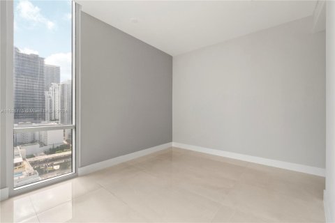 Condominio en venta en Miami, Florida, 3 dormitorios, 136.57 m2 № 990243 - foto 17