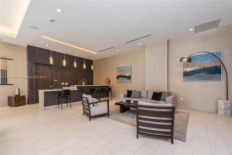 Condominio en venta en Miami, Florida, 3 dormitorios, 136.57 m2 № 990243 - foto 25