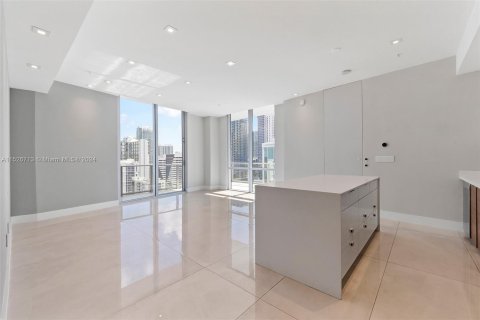 Condominio en venta en Miami, Florida, 3 dormitorios, 136.57 m2 № 990243 - foto 2