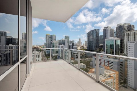 Condominio en venta en Miami, Florida, 3 dormitorios, 136.57 m2 № 990243 - foto 19