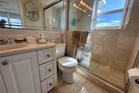 Купить кондоминиум в Норт-Майами, Флорида 2 спальни, 110.37м2, № 990326 - фото 18