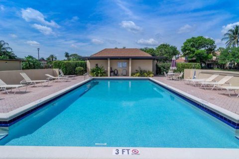 Condominio en venta en Palm Beach Gardens, Florida, 3 dormitorios, 140.38 m2 № 1092259 - foto 8