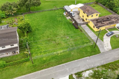 Terreno en venta en Miami, Florida № 1380403 - foto 10