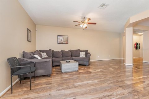 Casa en venta en Orlando, Florida, 3 dormitorios, 173.54 m2 № 1424357 - foto 8