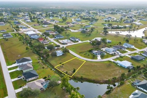 Terreno en venta en Punta Gorda, Florida № 973236 - foto 4