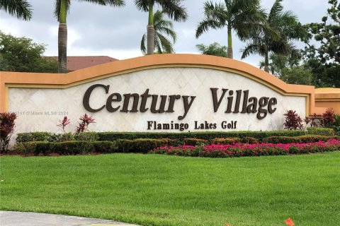 Condominio en venta en Pembroke Pines, Florida, 2 dormitorios, 112.13 m2 № 1230908 - foto 25