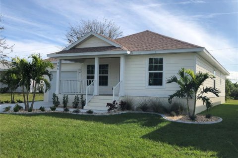 Villa ou maison à vendre à Punta Gorda, Floride: 3 chambres, 126.07 m2 № 960803 - photo 2