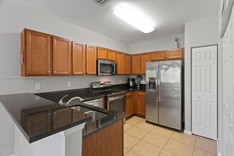 Copropriété à vendre à Doral, Floride: 2 chambres, 111.95 m2 № 1176068 - photo 8