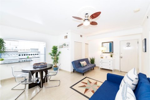 Copropriété à vendre à Miami Beach, Floride: 1 chambre, 52.03 m2 № 1240241 - photo 5