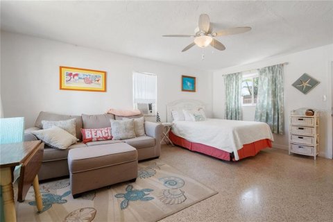 Купить коммерческую недвижимость в Нью-Смирна-Бич, Флорида 74.32м2, № 1107570 - фото 14