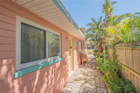 Immobilier commercial à vendre à New Smyrna Beach, Floride: 74.32 m2 № 1107570 - photo 9