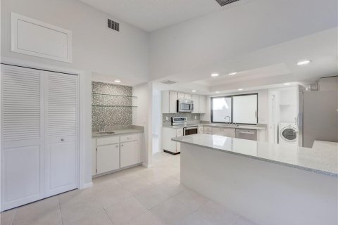 Condominio en venta en North Palm Beach, Florida, 2 dormitorios, 177.16 m2 № 479553 - foto 28