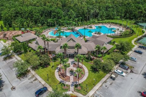 Villa ou maison à vendre à Tampa, Floride: 6 chambres, 322.09 m2 № 1369816 - photo 4