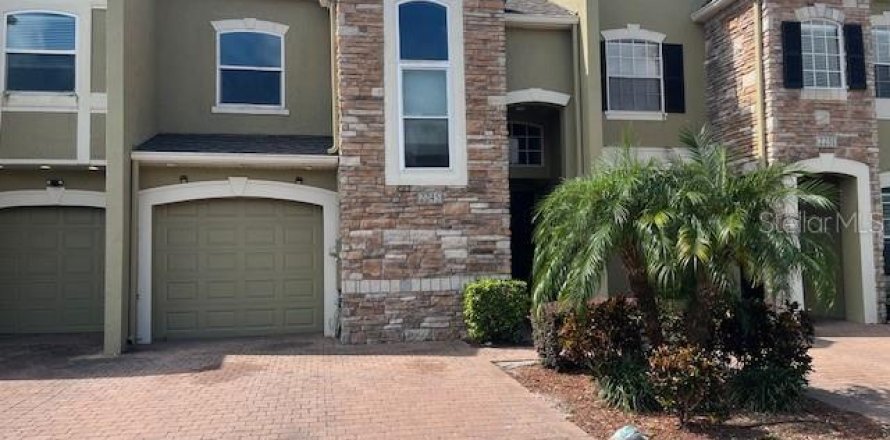 Townhouse in Orlando, Florida 4 bedrooms, 195.37 sq.m. № 1338343