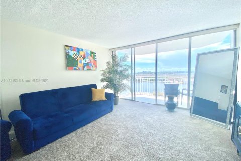 Copropriété à vendre à Aventura, Floride: 1 chambre, 93.37 m2 № 739909 - photo 8