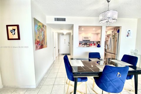 Copropriété à vendre à Aventura, Floride: 1 chambre, 93.37 m2 № 739909 - photo 16