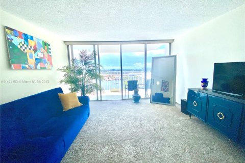 Condominio en venta en Aventura, Florida, 1 dormitorio, 93.37 m2 № 739909 - foto 9