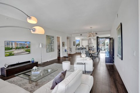 Condo in Fort Lauderdale, Florida, 3 bedrooms  № 1145385 - photo 9