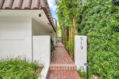 Villa ou maison à vendre à Hollywood, Floride: 3 chambres, 192.03 m2 № 1228106 - photo 3