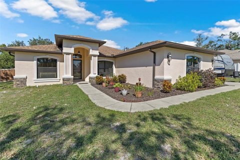 Casa en venta en Brooksville, Florida, 3 dormitorios, 140.65 m2 № 1402504 - foto 1