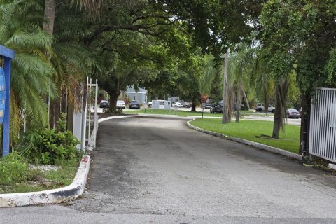 Copropriété à vendre à Boynton Beach, Floride: 2 chambres, 88.54 m2 № 1402507 - photo 30