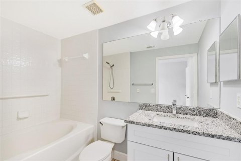 Copropriété à vendre à Orlando, Floride: 2 chambres, 111.95 m2 № 1402506 - photo 23